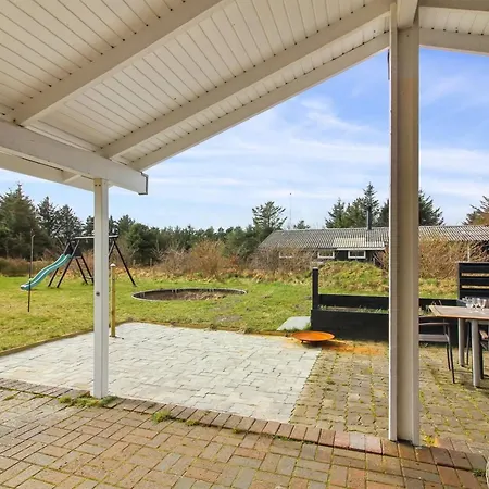 Holiday home Nestori - 950m From The Sea In Nw Jutland By Interhome Lokken
