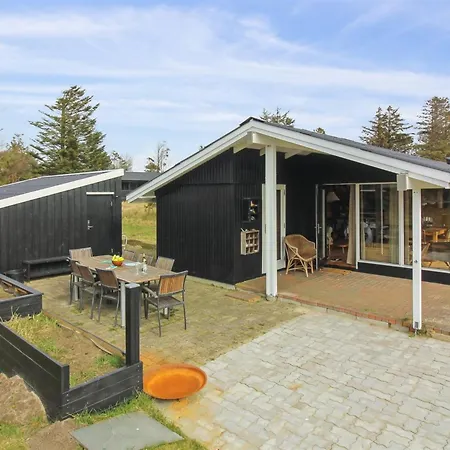 Dom wakacyjny Nestori - 950m From The Sea By Interhome
